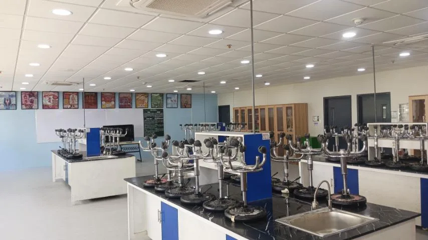 HAUSLAND CONSTRUCTION – Anatomy and Physiology Laboratory